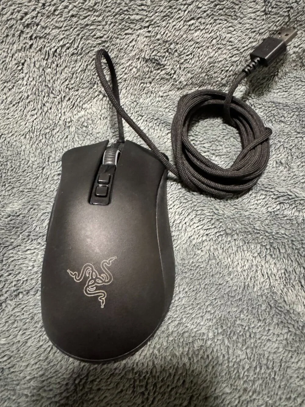 Razer DeathAdder V2 Ergonomic Wired Gaming Mouse - Black